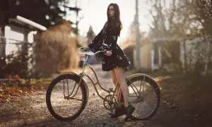 Chicas sexis en bicicleta: imágenes cautivadoras que inspiran estilo