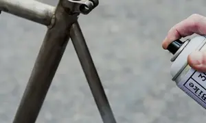 Pintura en spray para bicicleta: transforma tu bici sin errores