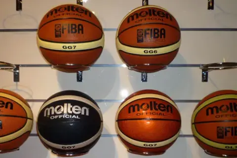 Las mejores pelotas de baloncesto para cada jugador y su uso