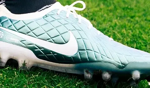 Las mejores botas de fútbol en Decathlon para cada tipo de terreno