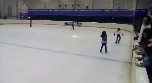 Patinaje sobre hielo Granada: todo lo que necesitas saber para disfrutar