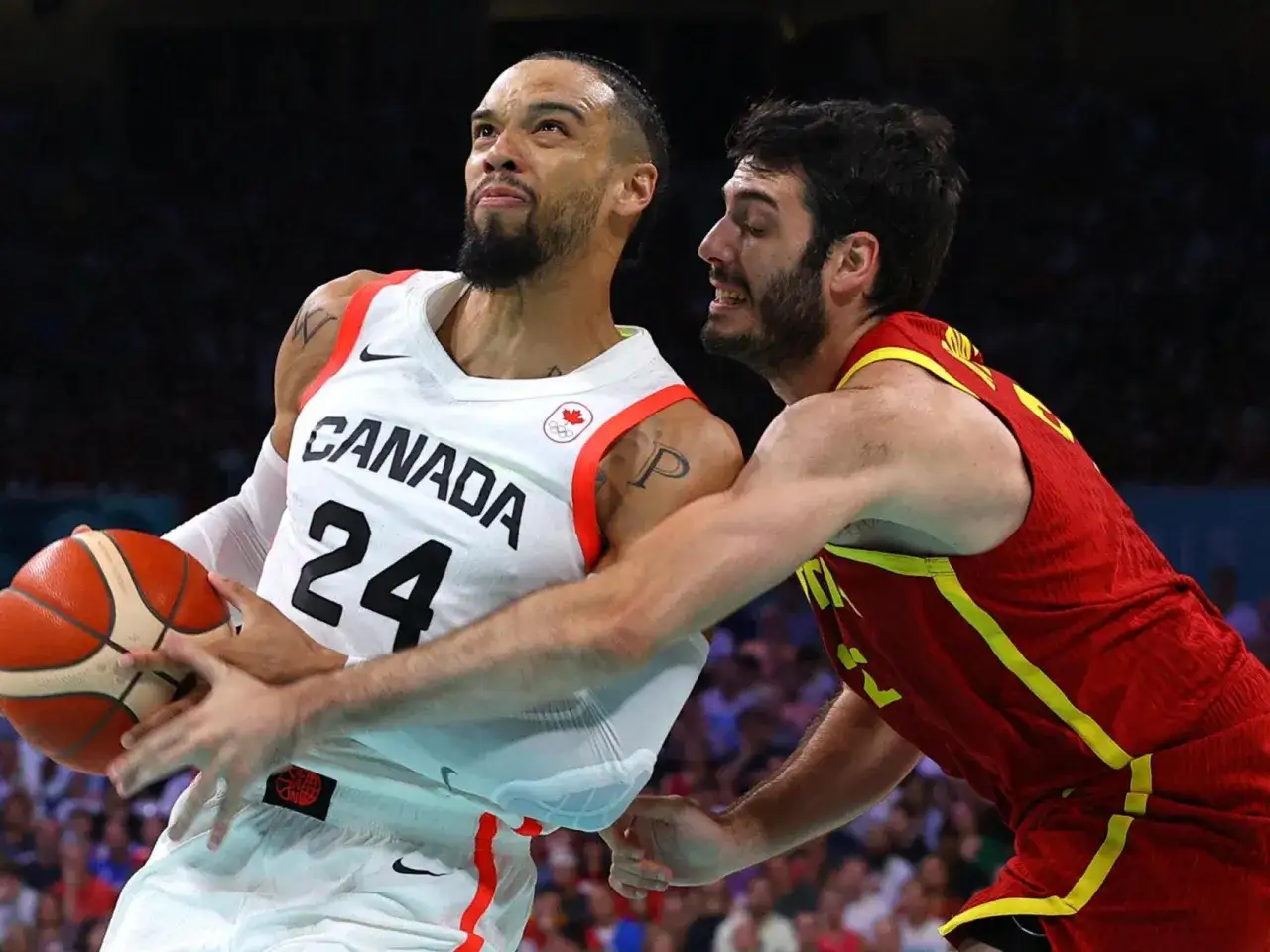 Zdjęcie Canadá elimina a España en un emocionante partido de baloncesto